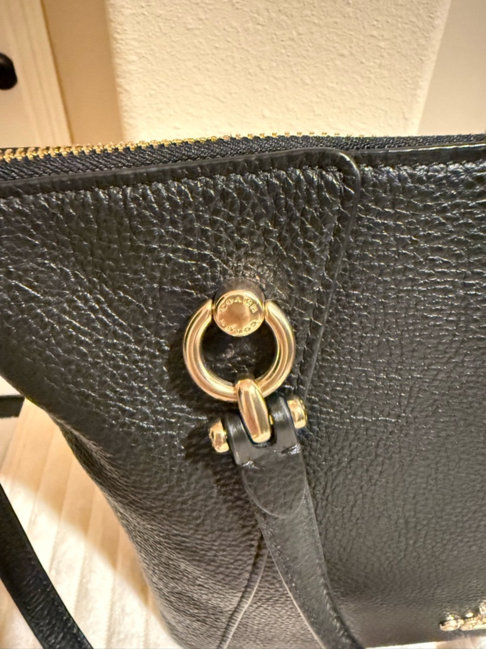 Coach Black Pebbled Leather Mini Kelsey Satchel Crossbody Bag Gold Tone Zip Top - Picture 8 of 16